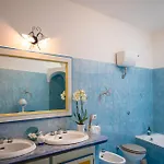 Punta Del Sole Apartment *