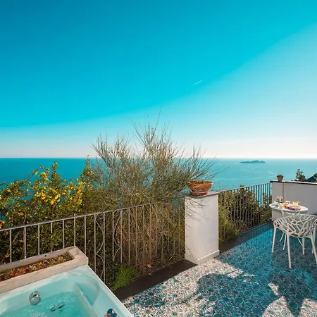 Punta Del Sole ポジターノ