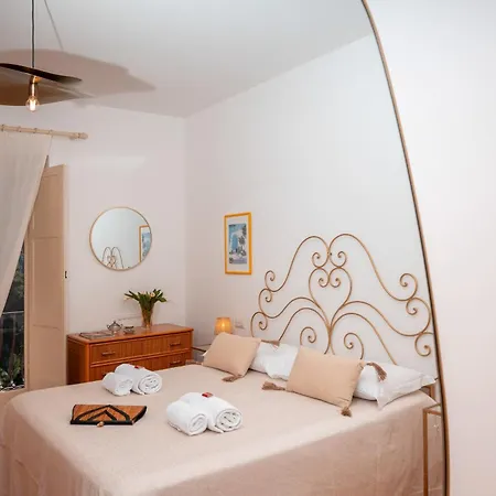 Punta Del Sole アパート