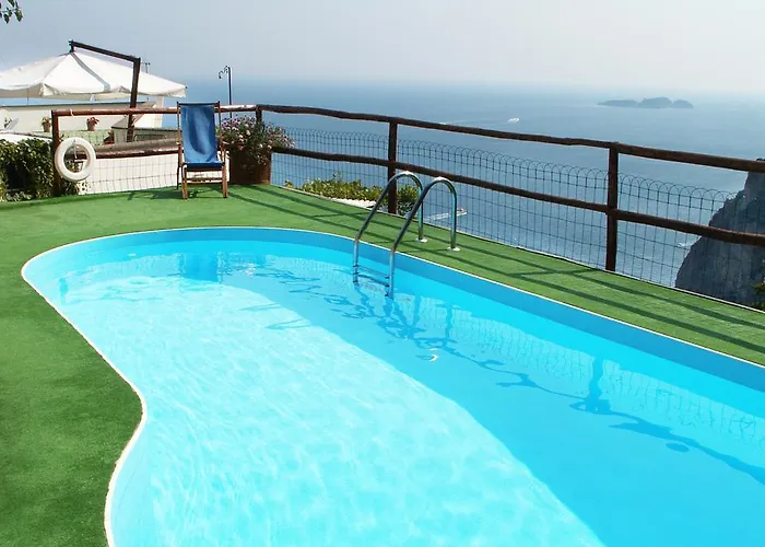 Punta Del Sole * Позітано